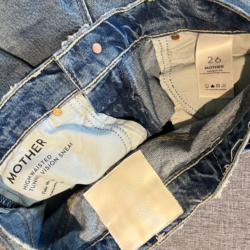 Mother Tunnel Vision Sneak in Take Me Higher Jeans - Women's Size 26 - Blue - Picture 6 of 13